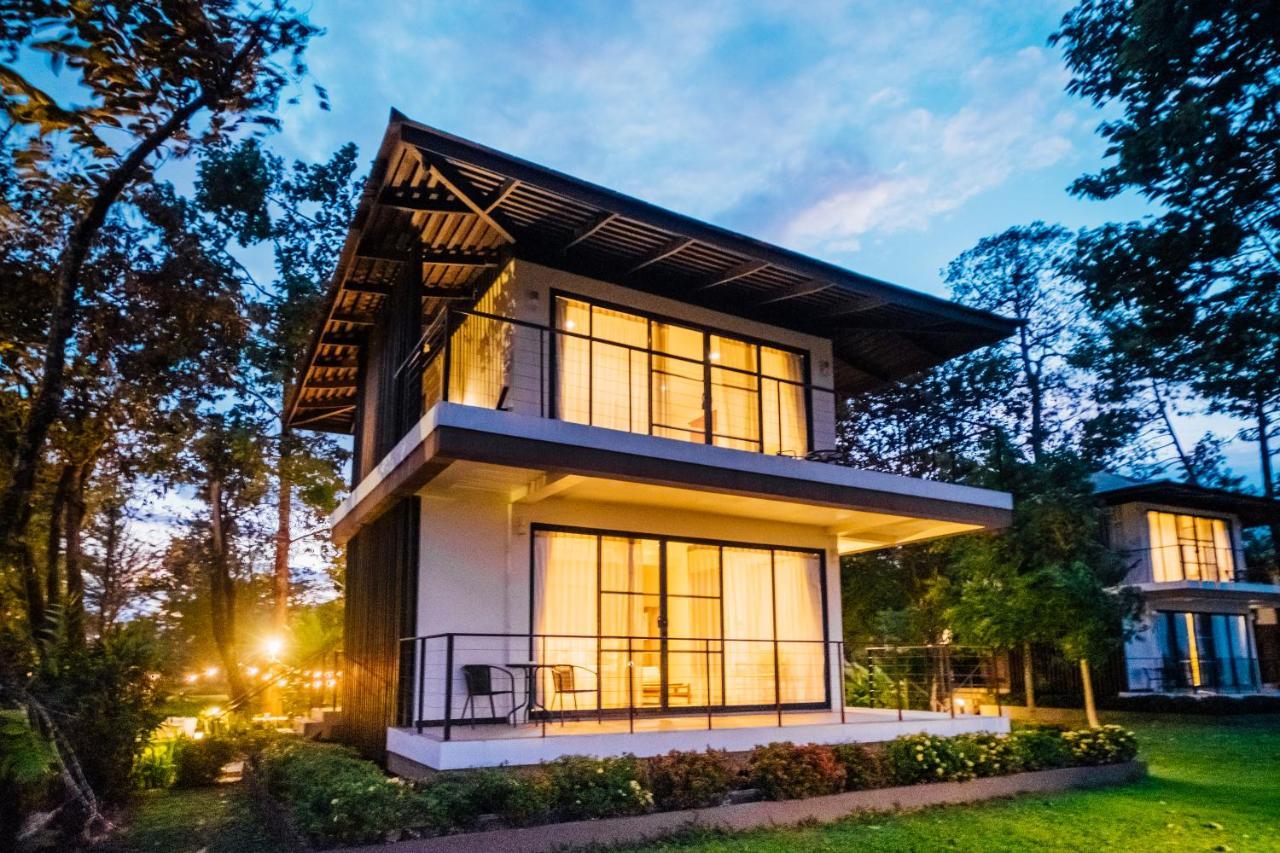 The River Resort Champasak Buitenkant foto