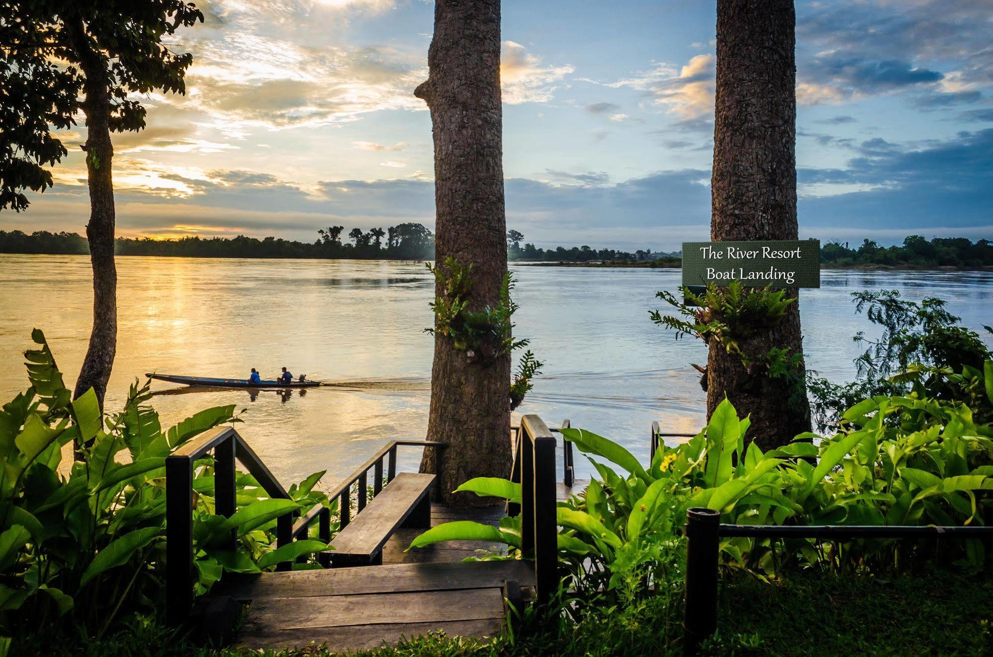 The River Resort Champasak Buitenkant foto